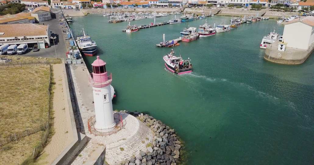Plan drone du port Plan drone du port - PeupladesTV agence production audiovisuelle Nantes
