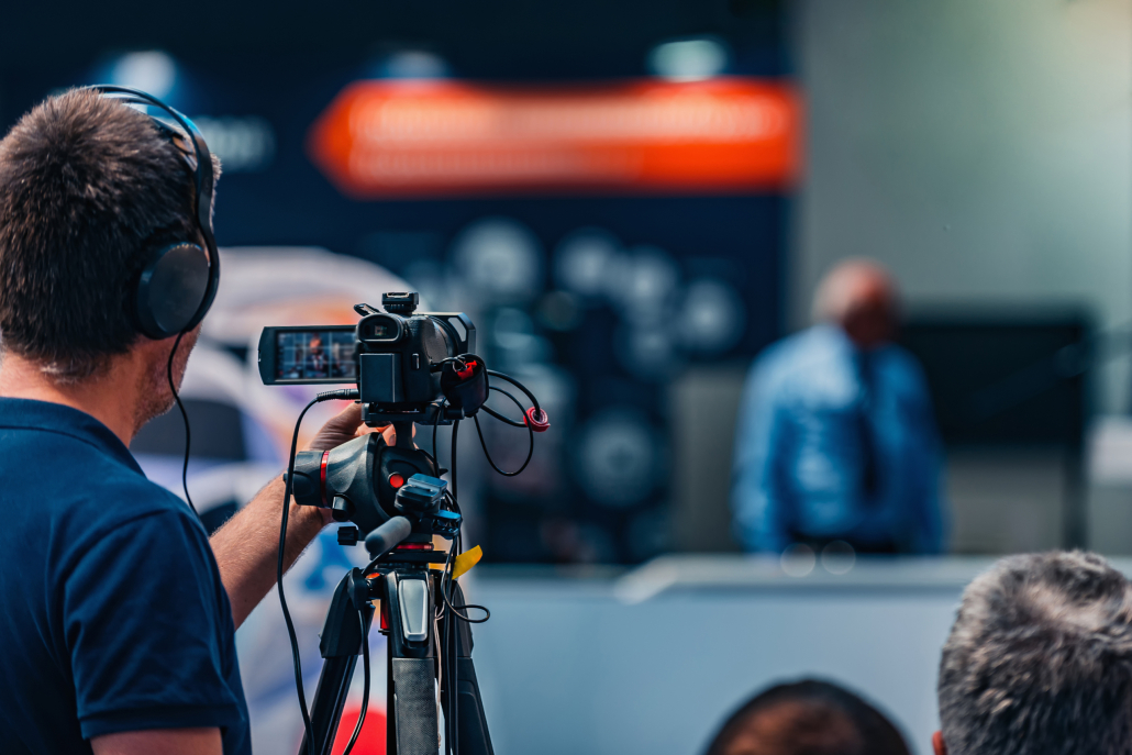 Régisseur diffusion multicam - PeupladesTV agence audiovisuelle Nantes