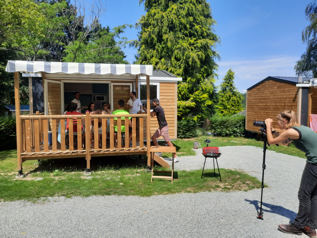 Captation d’images en camping Captation d’images en plein air - PeupladesTV agence vidéo Nantes